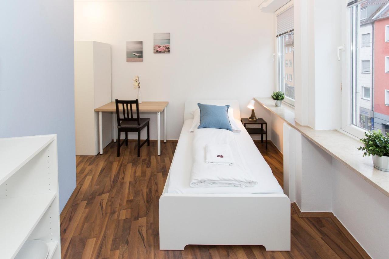 Zentral Gelegene Zimmer Mit Gemeinschaftsbad Und Kueche Nuremberg Exterior photo