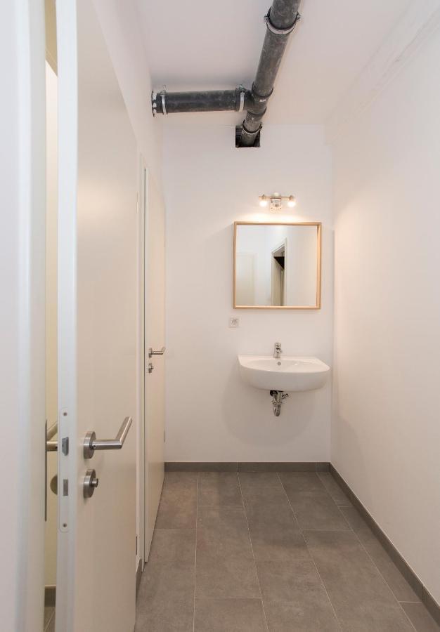Zentral Gelegene Zimmer Mit Gemeinschaftsbad Und Kueche Nuremberg Exterior photo